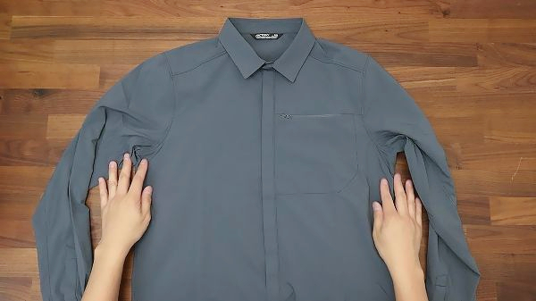 【着用レビュー】アークテリクス「スカイラインLSシャツ」のサイズ感と惜しいポイント2つ